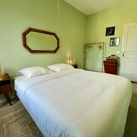 Maison L'oeil Du - Centre - Terrasse - Wifi - 7 Couchages - 10 Personnes - Garage Vélo Et Moto - Géré Par Prestazen'services * Verdun